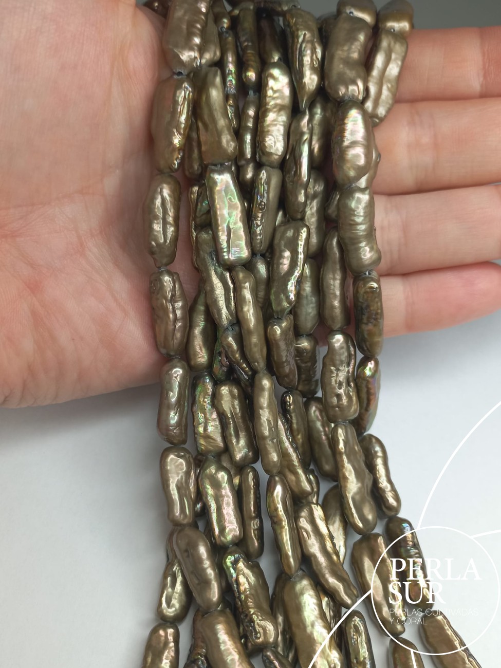 Hilo perla keshi 7x14mm verde