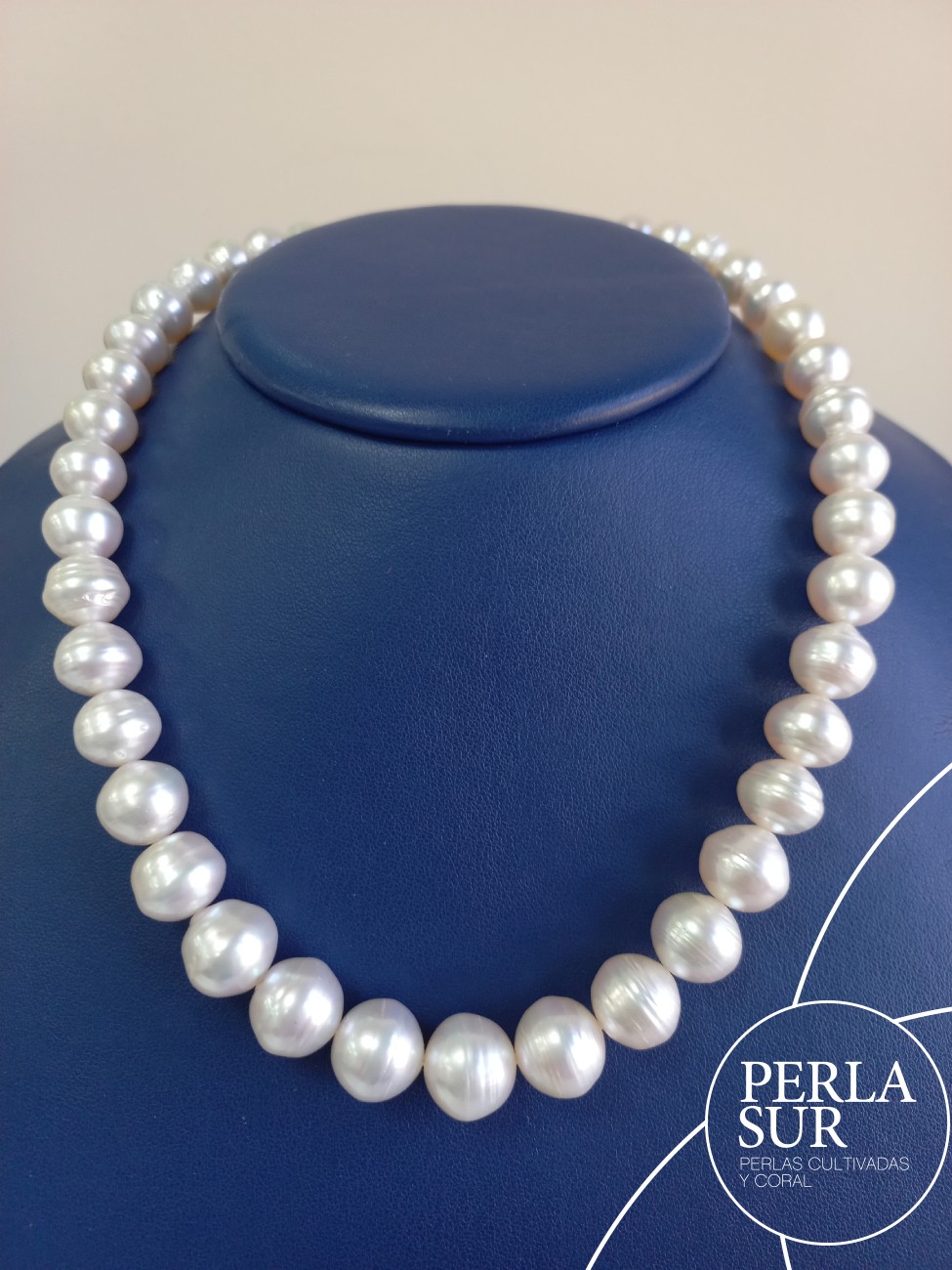 Collar perla australiana B 9 a 13mm 43p 43'5cm