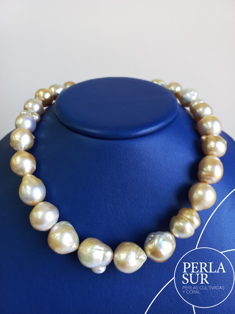 Collar Golden 12X16mm Barroco