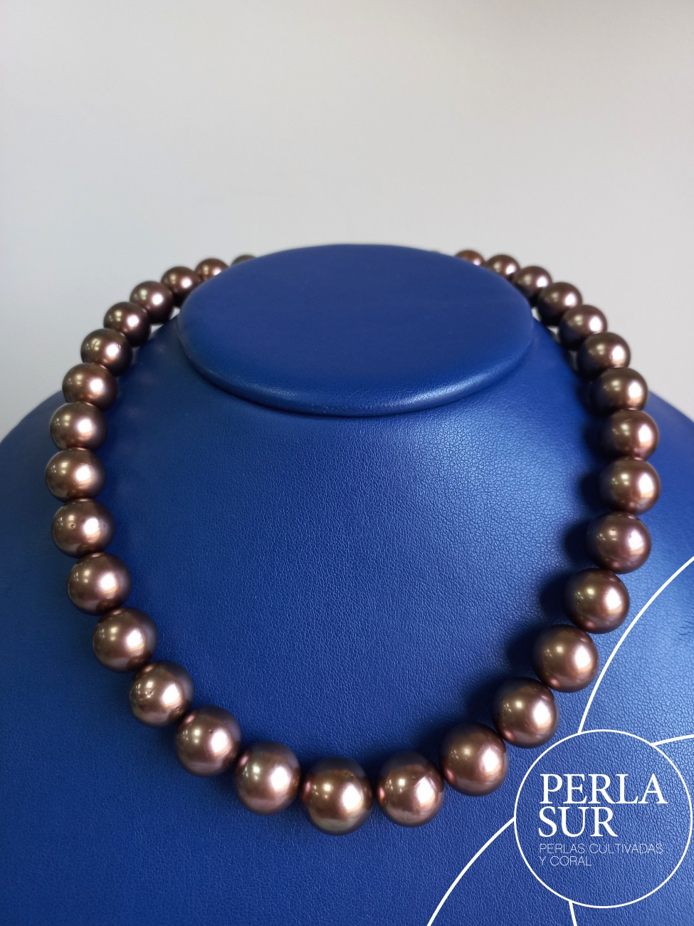 Collar Chocolate 11x13mm Redondo