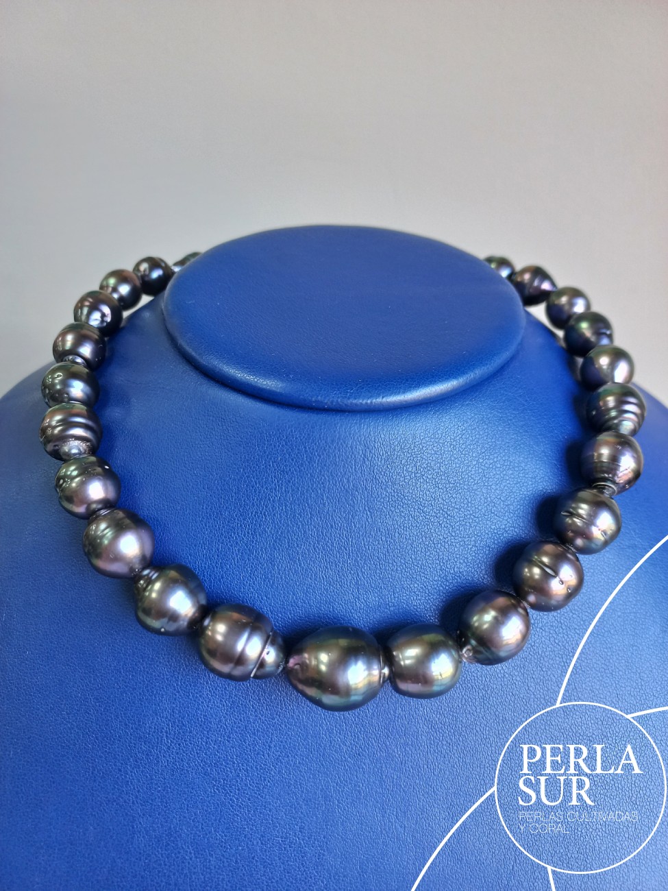 Collar Tahití 9'9x14'7mm Barroca Perilla