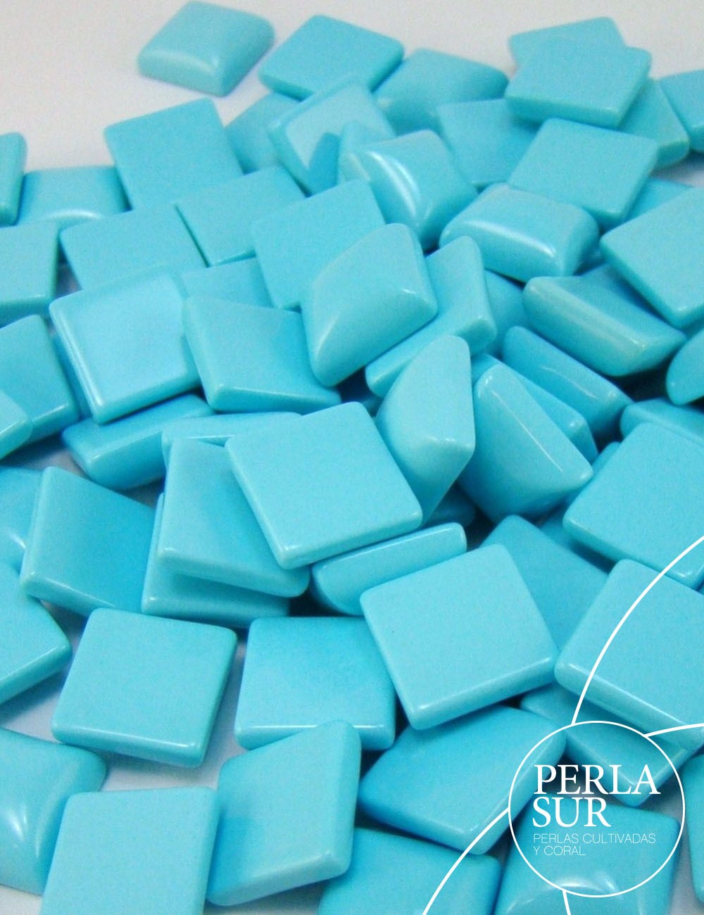 Cabuchón square 5mm turquesa reconstituída