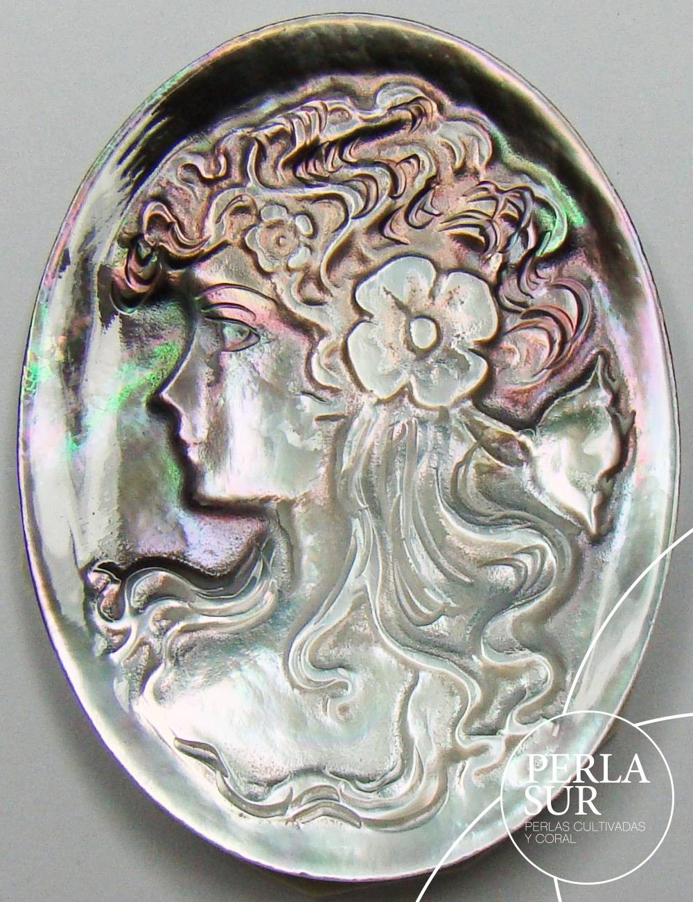 Adela 40x30mm Camafeo Nácar Tahití