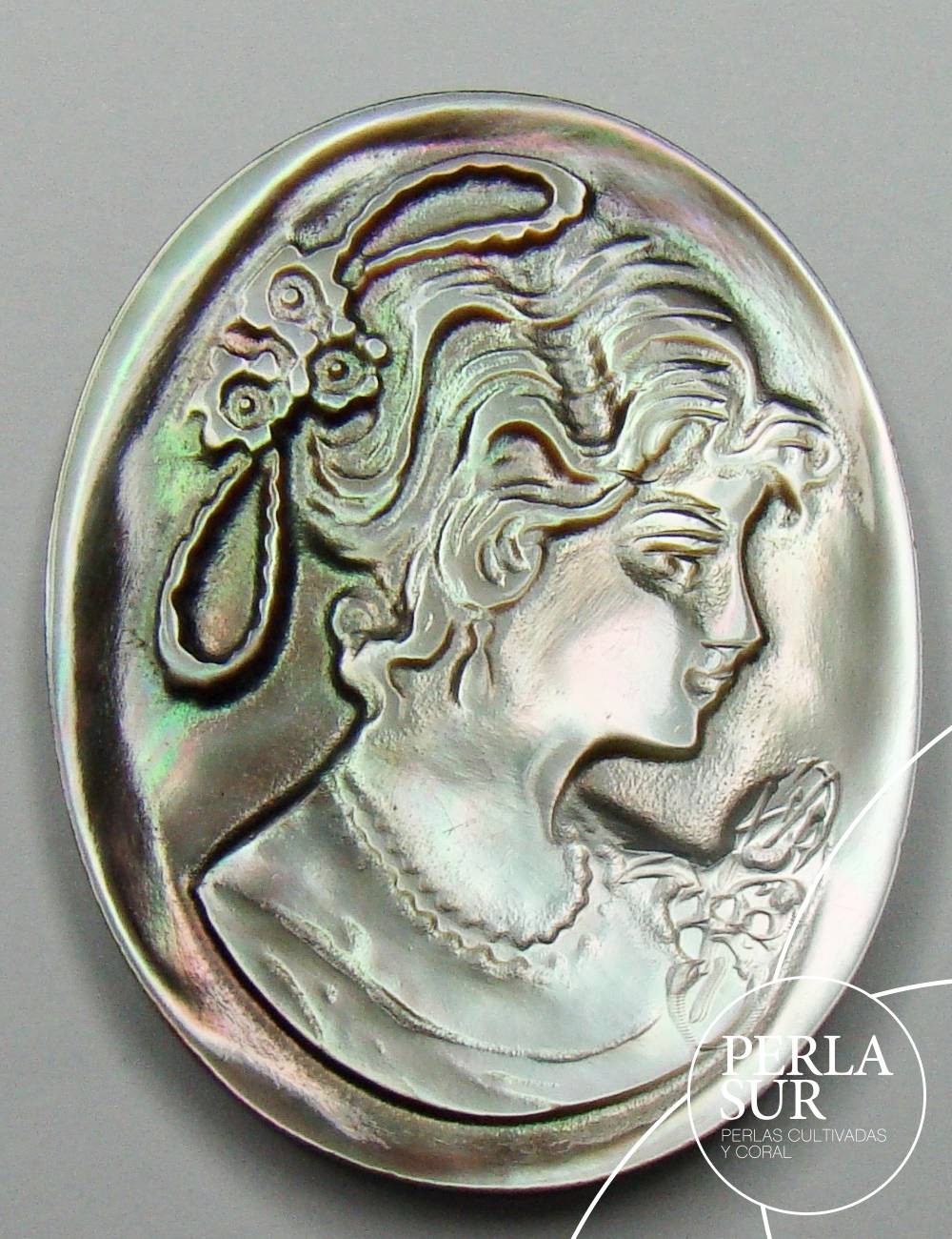 Helena 22x30mm Camafeo Nácar Tahití