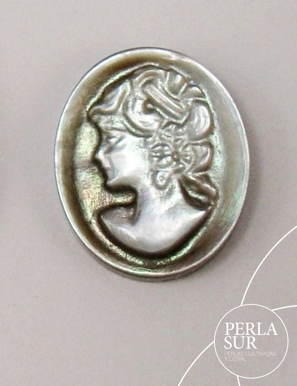 Sara 10x12mm Camafeo Nácar Tahití