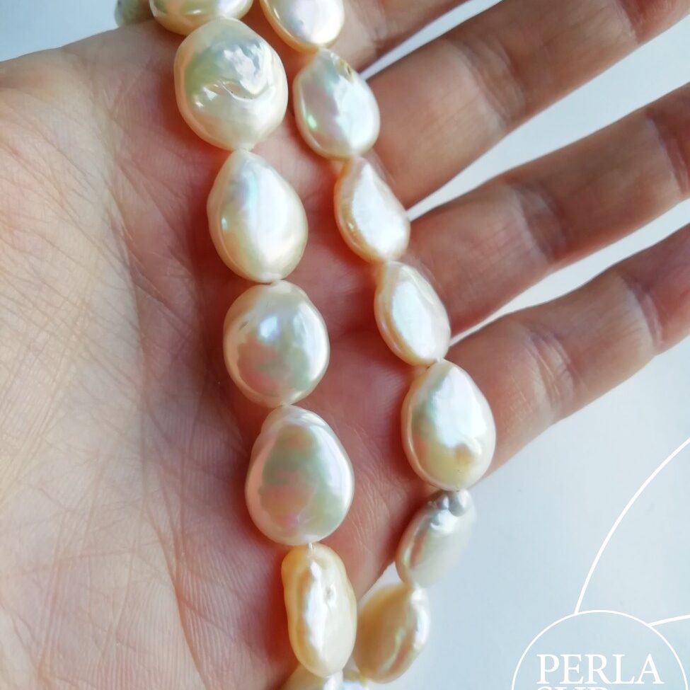 251321 -Hilo Coin 11-12mm Color Natural salmón