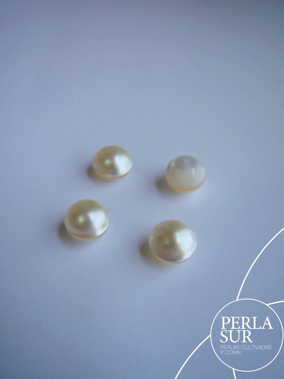 Perla Mabe 11-11´5mm Abombada Dorada