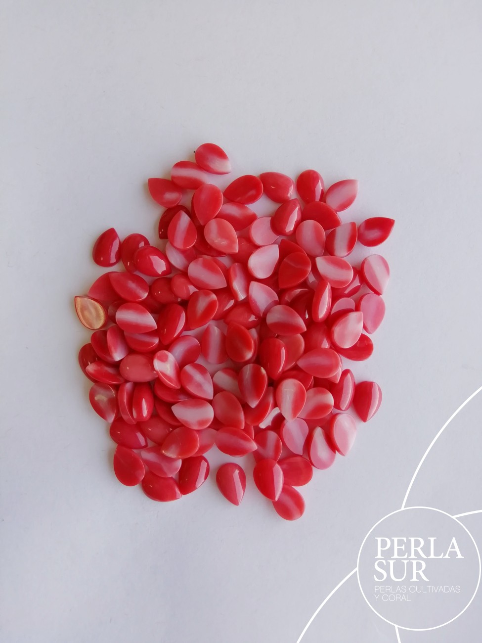 Cabujón 5x7mm Lágrima Coral Japonés