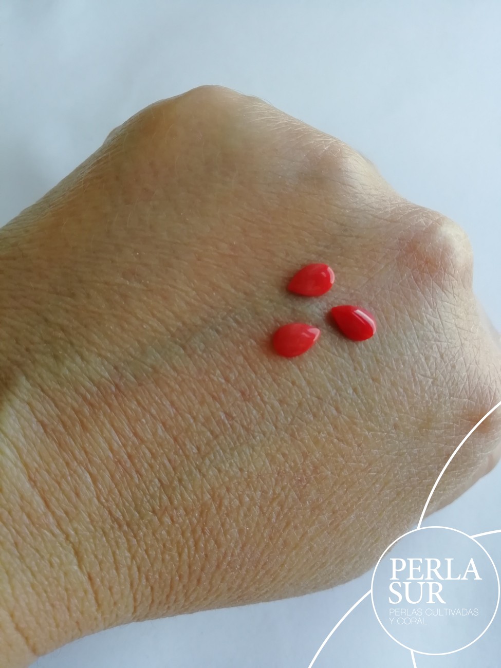 Cabuchón 4x6mm Lágrima Coral Japonés