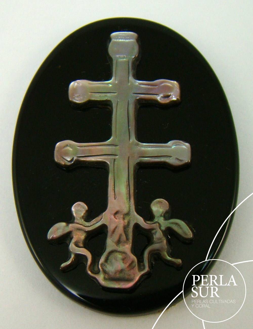 Cruz Caravaca Tahití-Onix 14x26mm Nácar