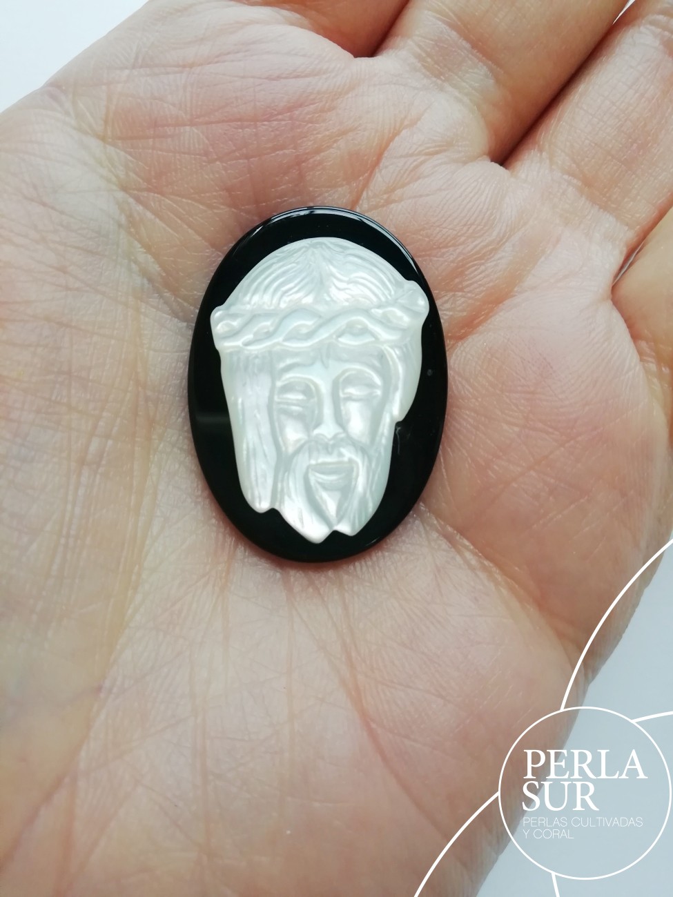 Cristo 22x30mm Australiana-Ónix Nácar