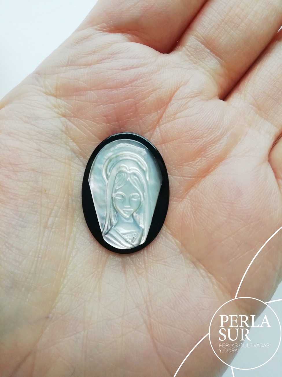 Virgen Niña 18x25mm Tahití-Ónix Nácar