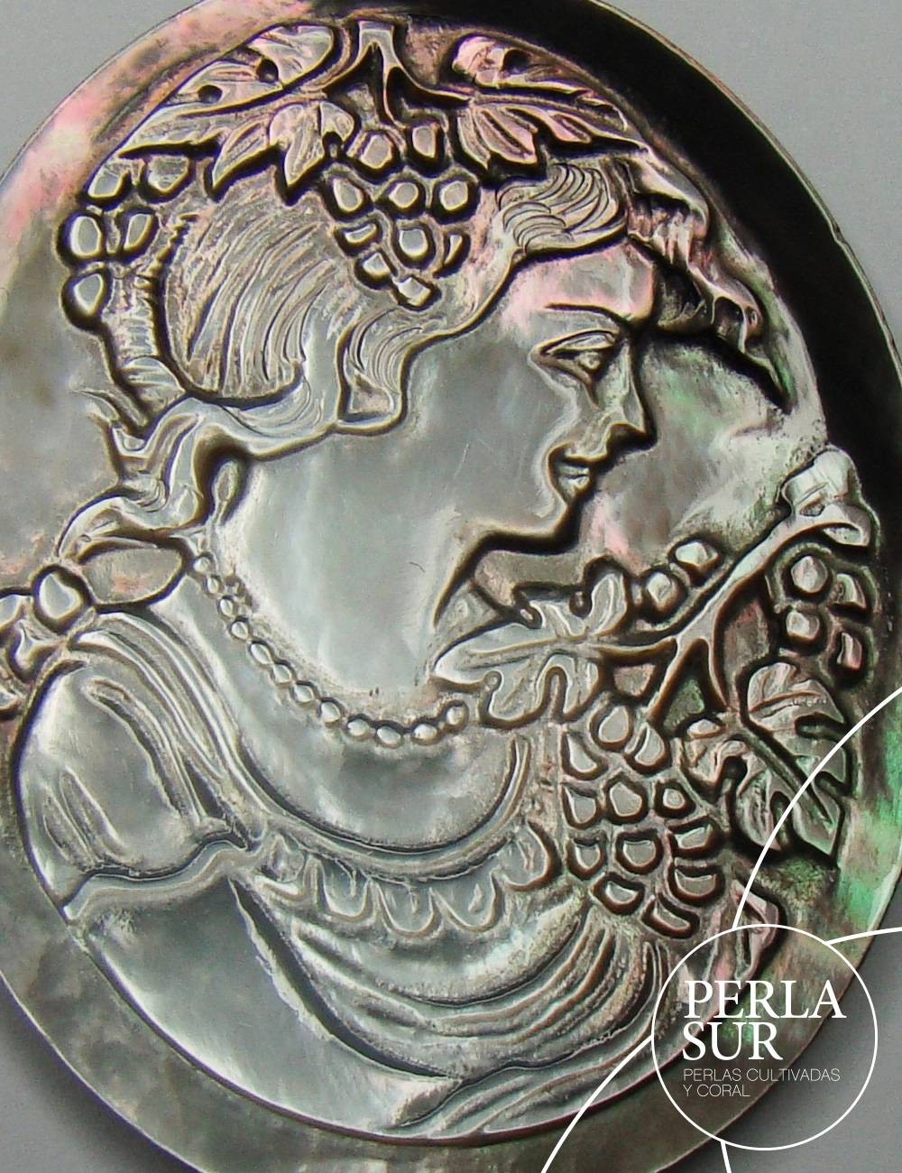 Flora 48x60mm Camafeo Nácar Especial Surtido Tahití