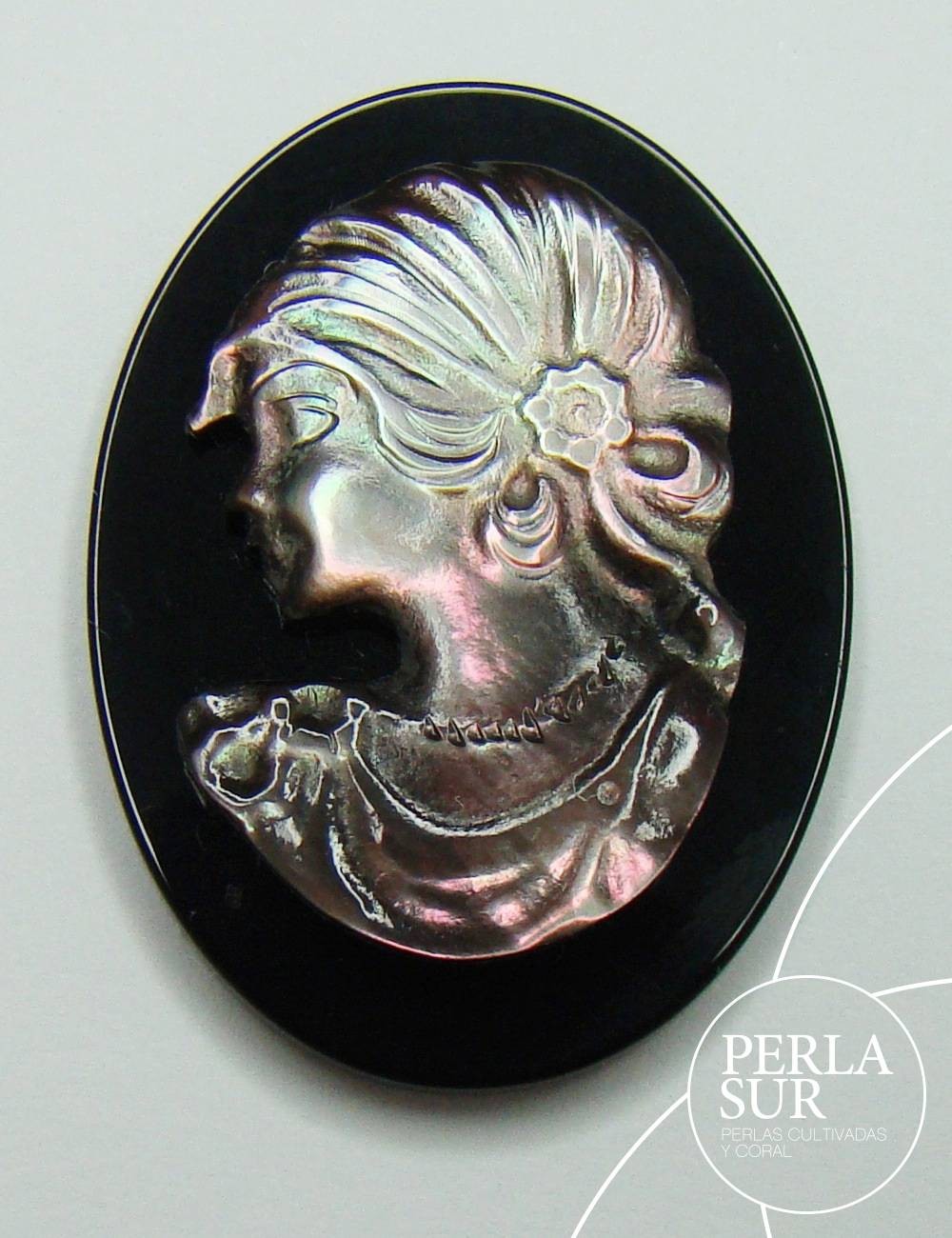 Mercedes 22x30mm Camafeo Nácar Tahití + Ónix