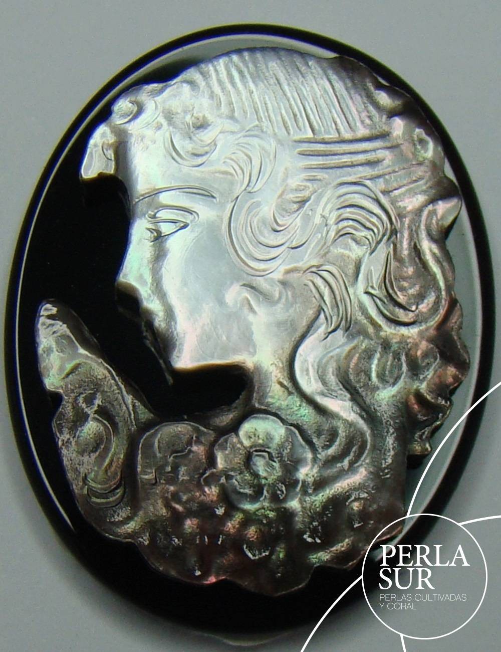 Victoria 27x35mm Camafeo Nácar Tahití + Ónix