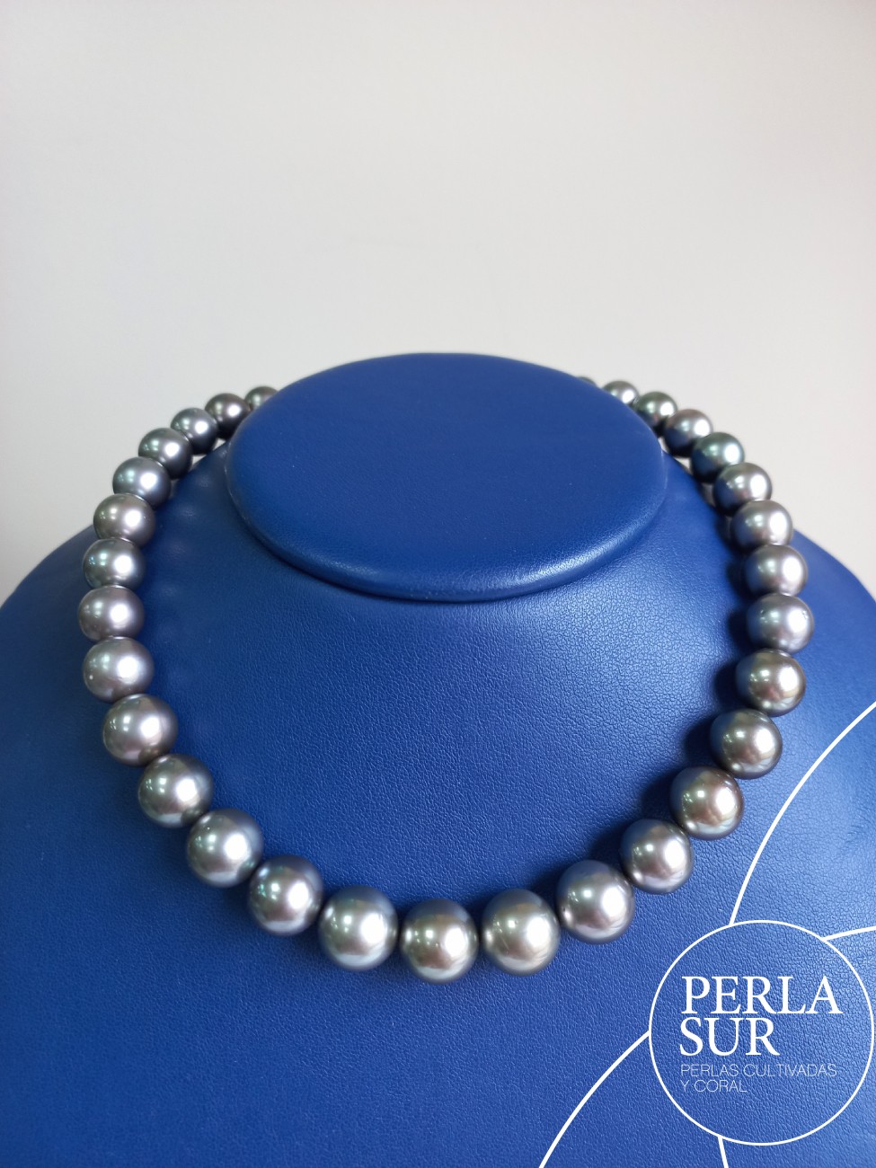 Collar Tahití R 10x13'5mm 38p 41'5cm