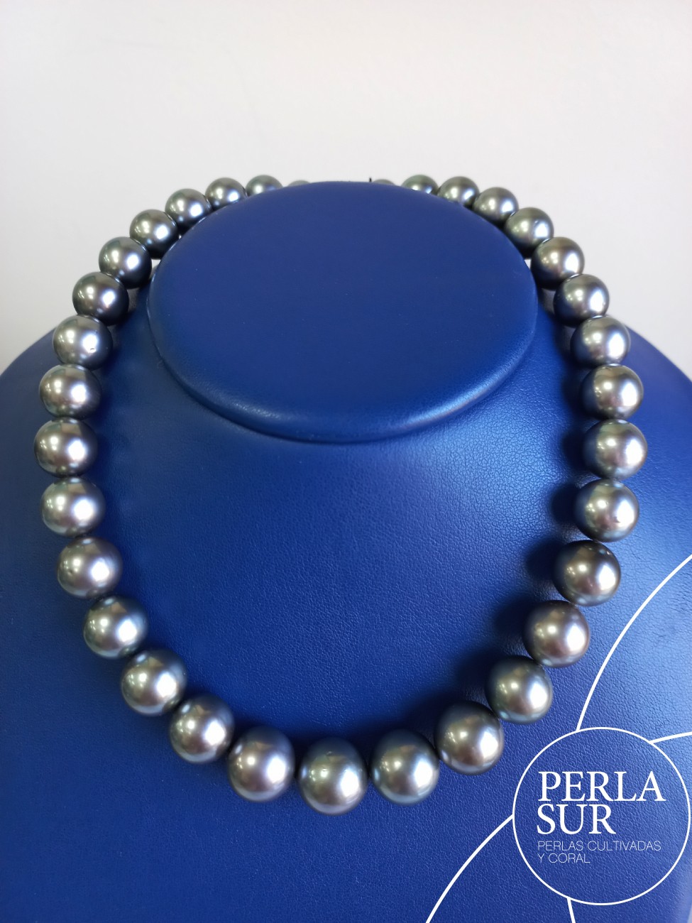 Collar Tahití Red. 11x14'2mm