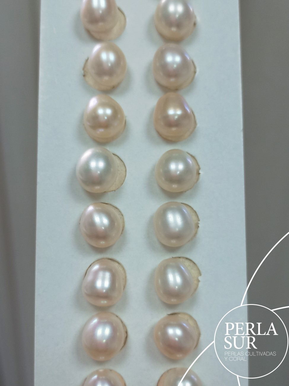 Pareja Perla Oval 8x9mm 1/2T. Blanca