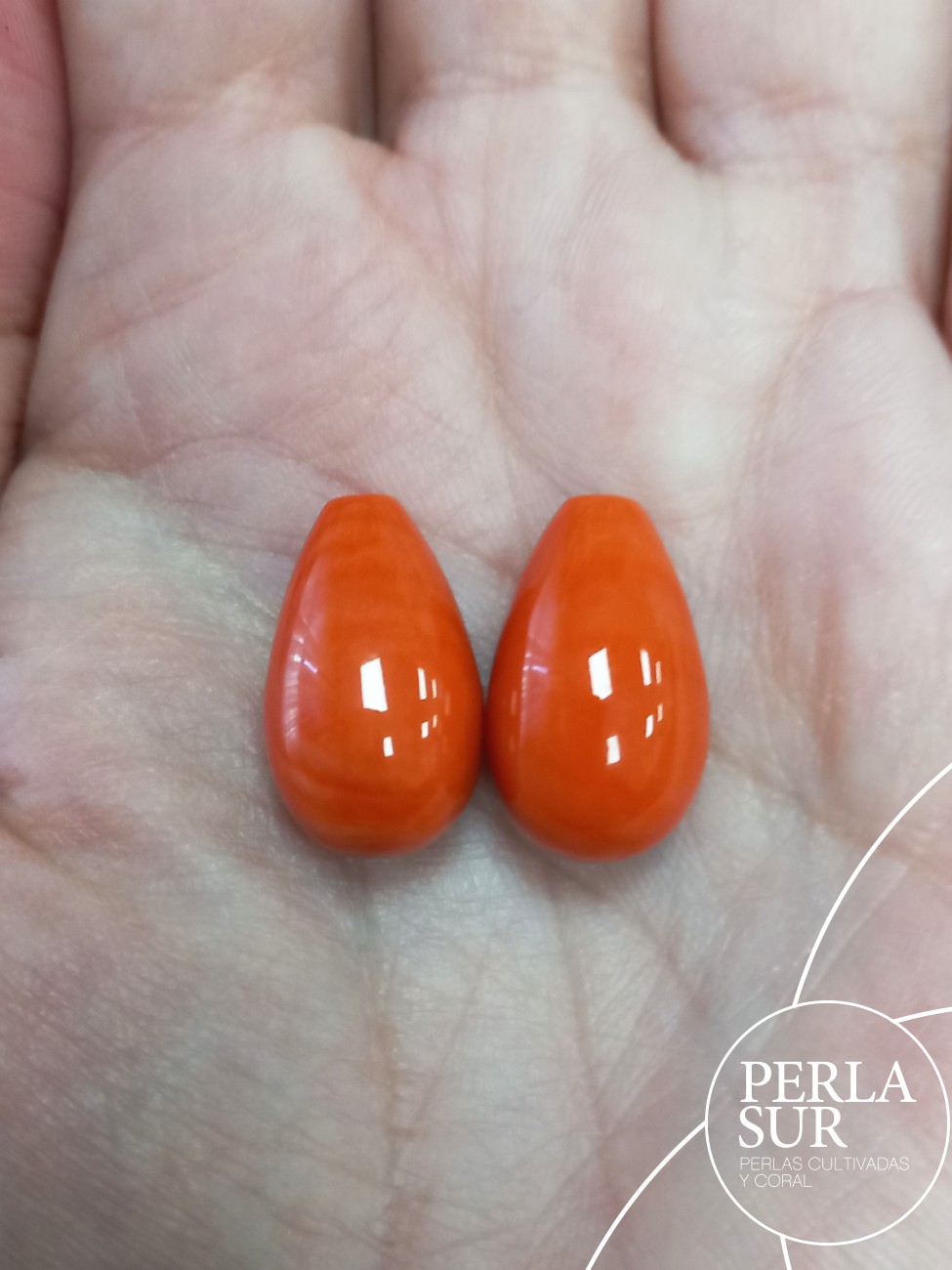 Par Perillas 18x11mm 1/2T coral japonés