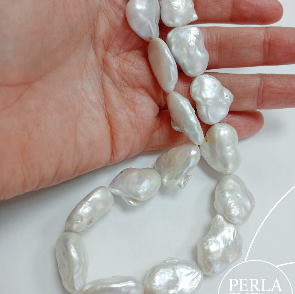 240525 - Hilo perla "nugget" 35x20mm blanca
